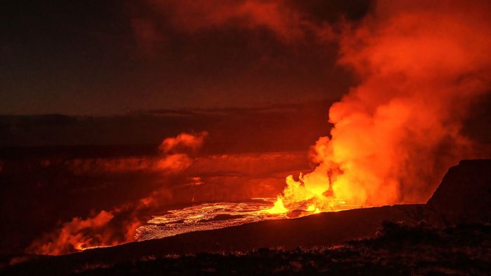 Kitört a világ egyik legaktívabb vulkánja + videók