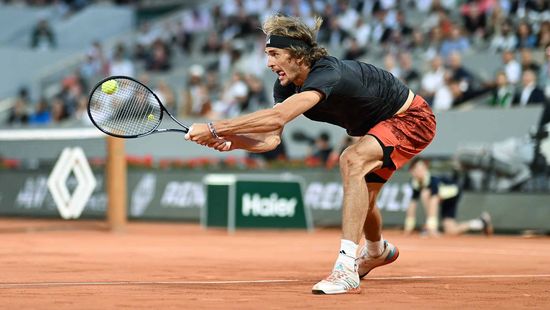 Zverev kifakadt a franciákra, amiért az életével játszanak