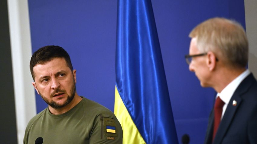 Bulgaria's president still against sending weapons to Ukraine - Vimarsana News