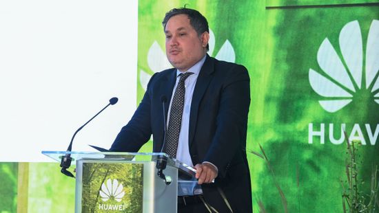 A Huawei pekingi központjába látogatott Nagy Márton