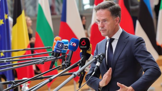 Összeomlóban a holland kormány a migrációs krízis miatt