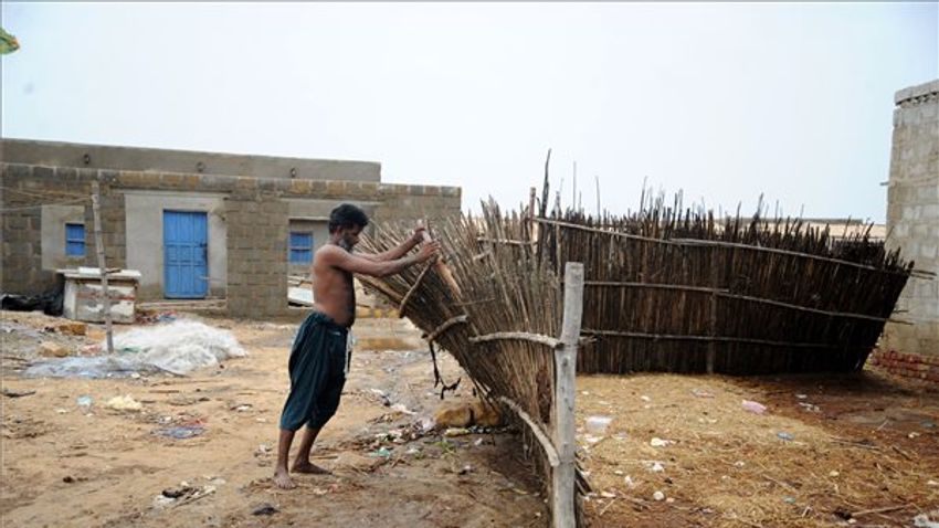 Brutális földcsuszamlás Pakisztánban, gyerekek haltak meg + fotók