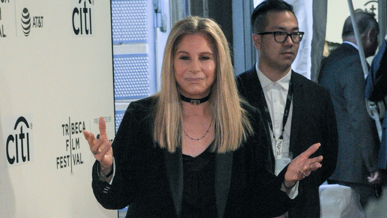 New,York,,Ny,-,April,29:,Singer-songwriter,Barbra,Streisand,Attends