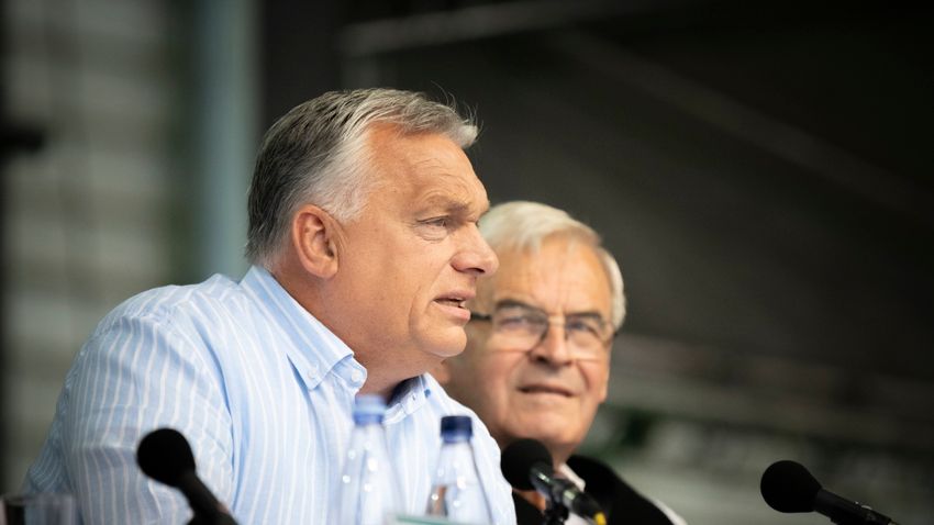 Így reagált a cseh kormányfő Orbán Viktor beszédére