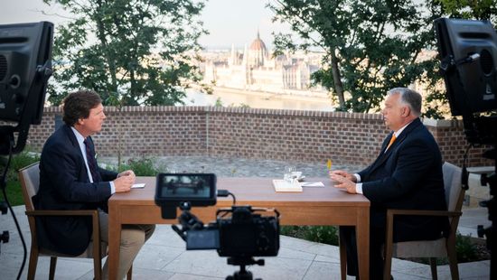 Már hetvenötmillióan nézték meg Tucker Carlson Orbán Viktorral készített interjúját