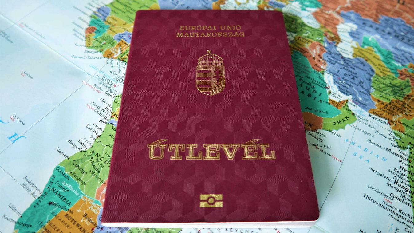 Hungarian,Passport,(magyar,Útlevél),-,2016,Version.
útlevél