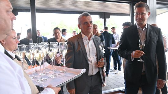 Gulyás Gergely: Magyarország sokat fejlődött a minőségi pezsgőgyártásban