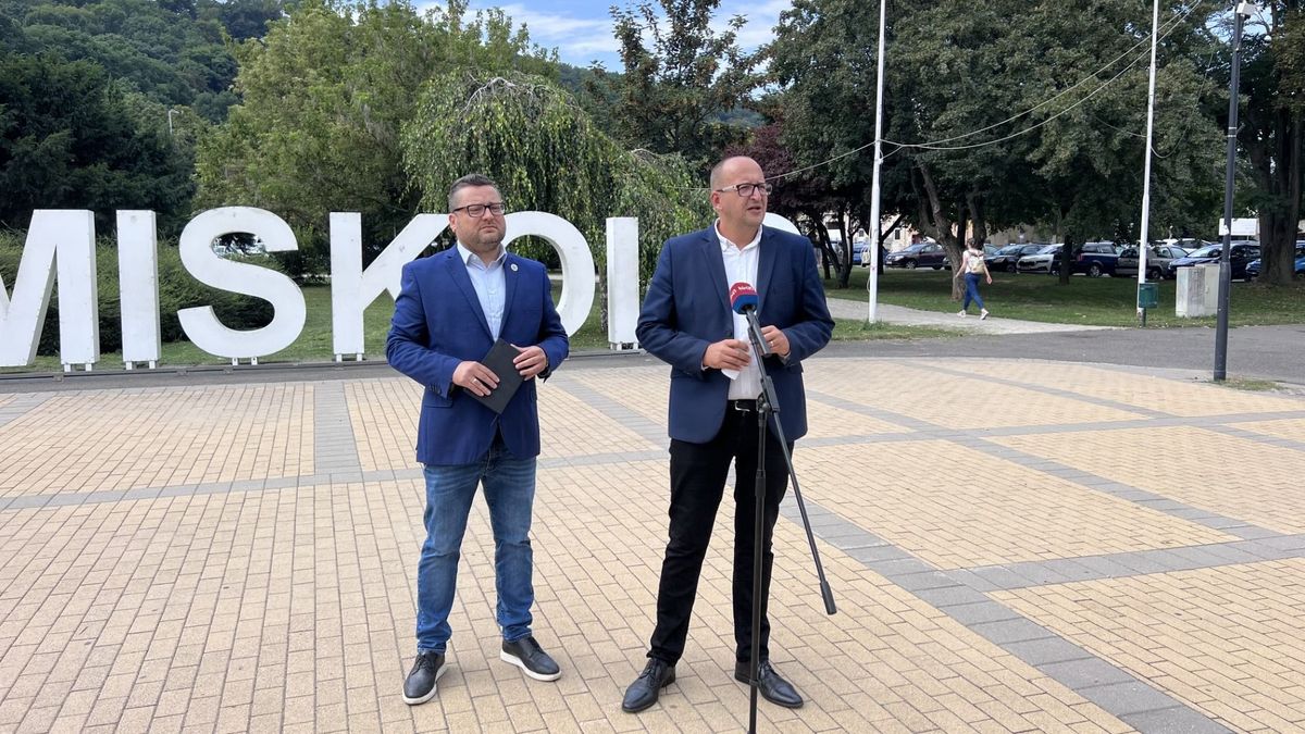 Nagy Ákos, a Fidesz miskolci frakcióvezetője számonkéri a korábbi ígéreteket a baloldali városvezetésen