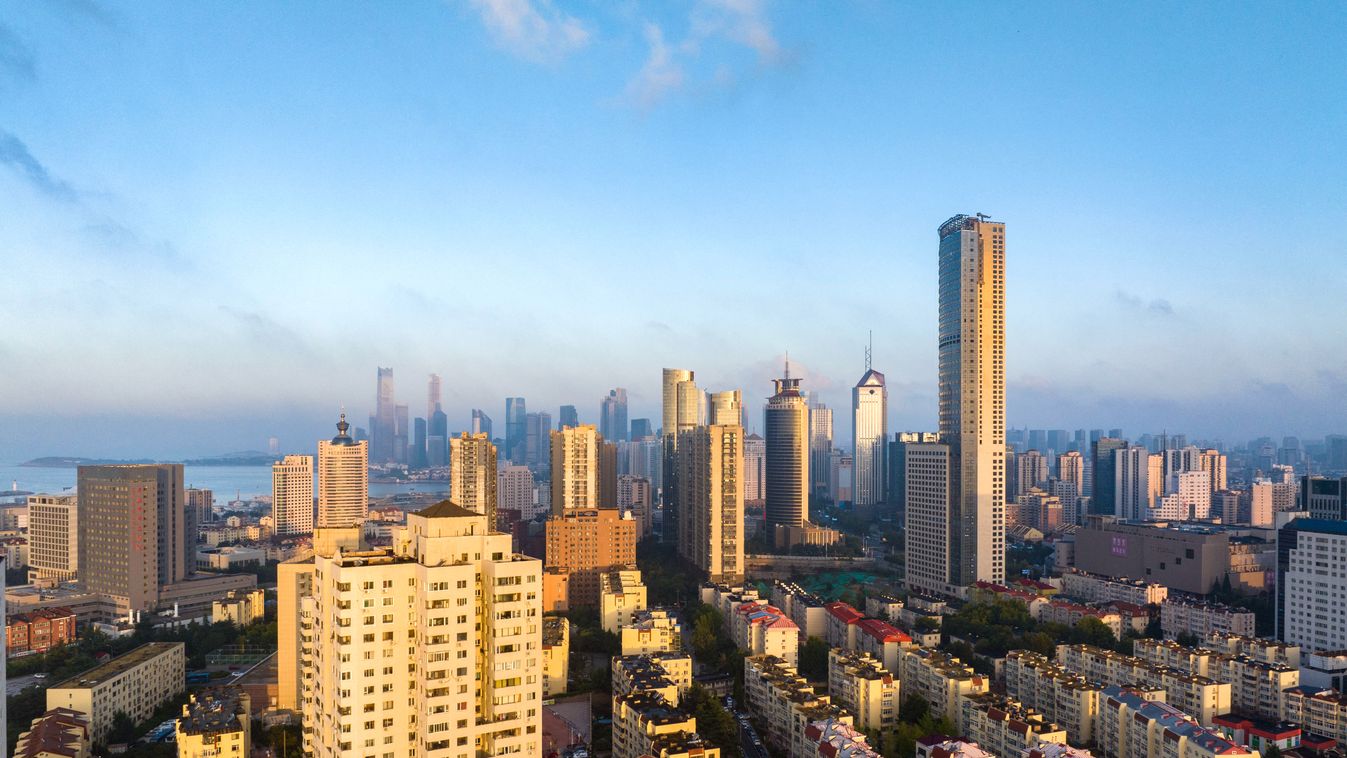 Seaside City Real Estate Trends in Qingdao
metropolis