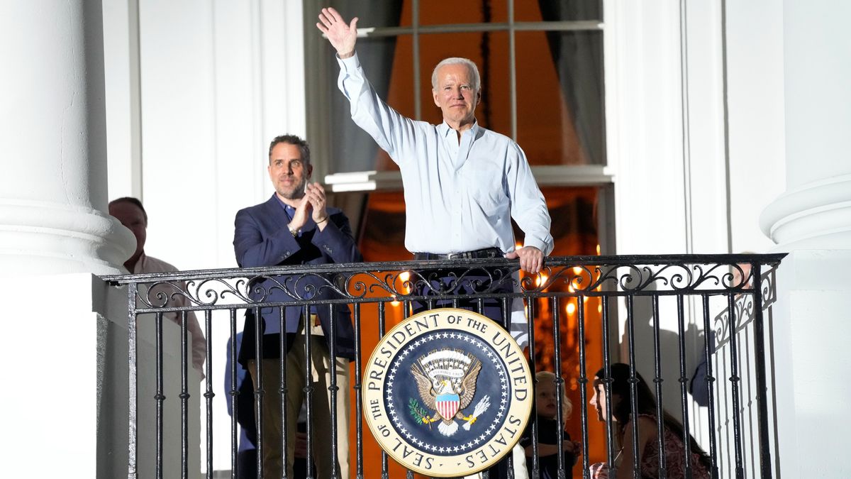 Perrel fenyegetőzik Hunter Biden titokzatos ügyvédje
