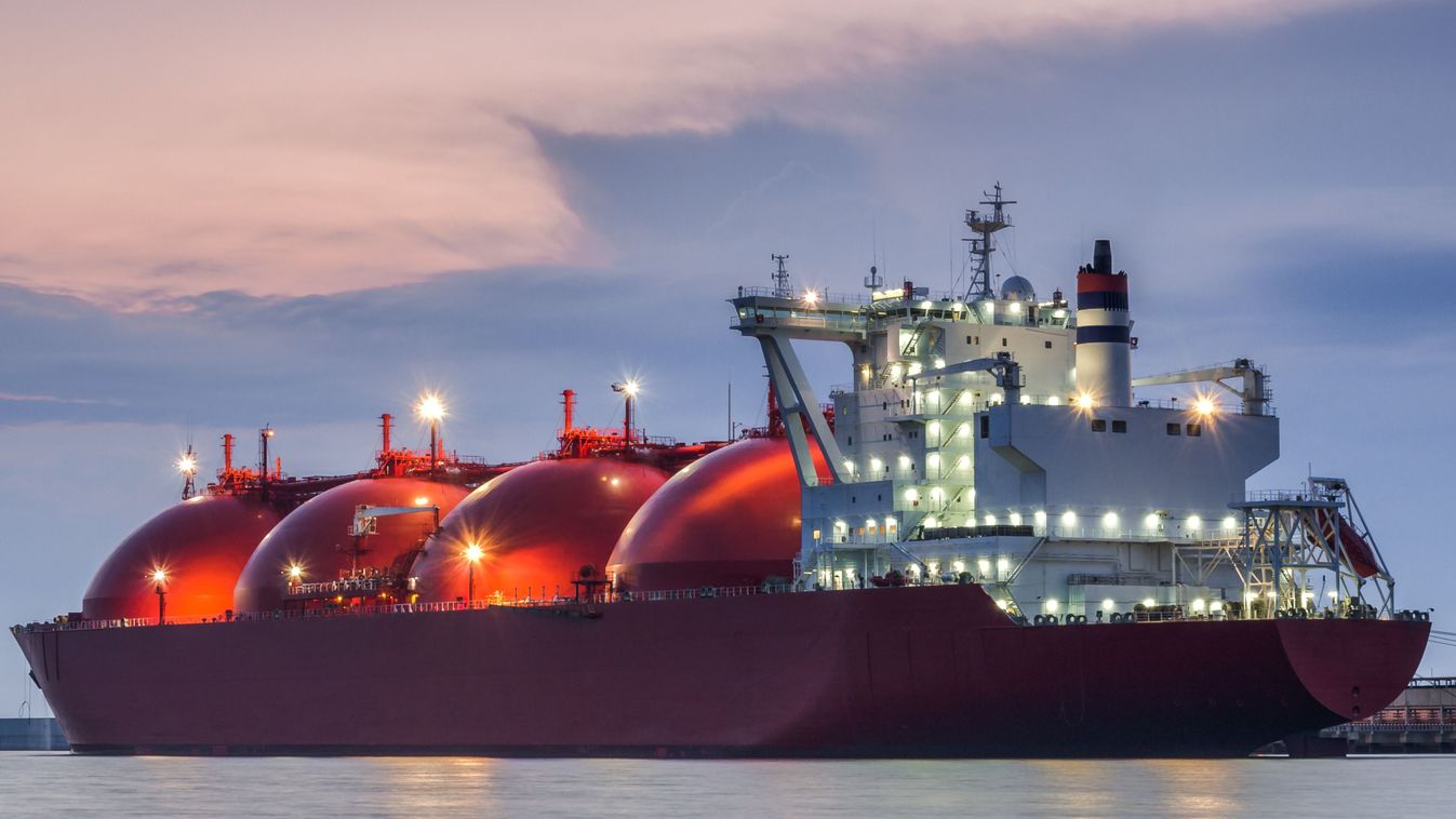 Lng,Tanker,-,Ship,At,Dawn,Moored,To,The,Gas