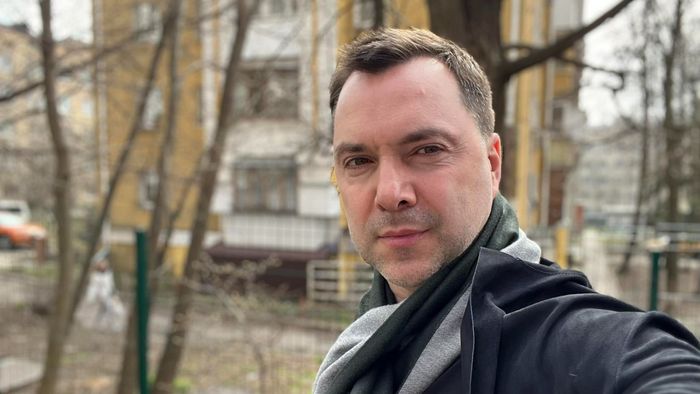 Zelenszkij volt tanácsadója: Politikai öngyilkosságba rohan Kijev