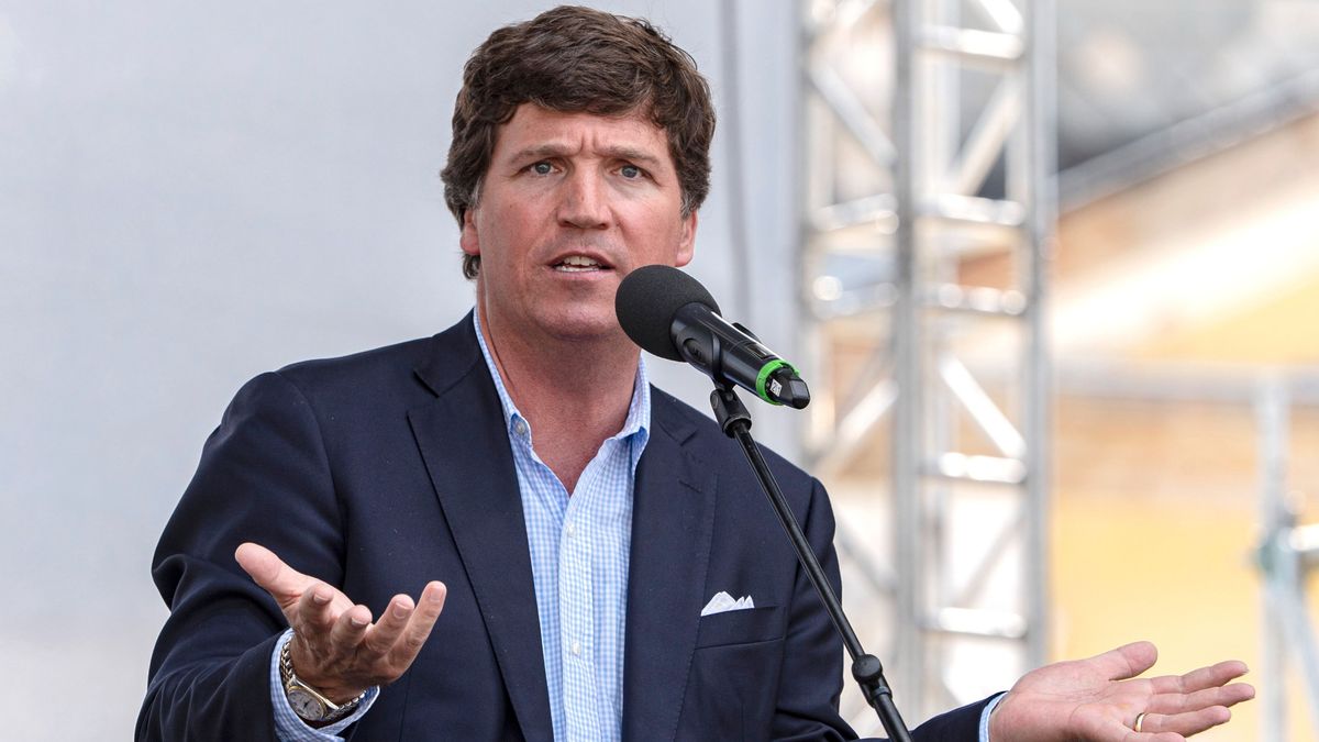 Ekkor nézheti meg Tucker Carlson Putyin-interjúját