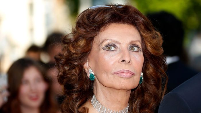 Sophia Loren kórházba került, durva sérülést szenvedett