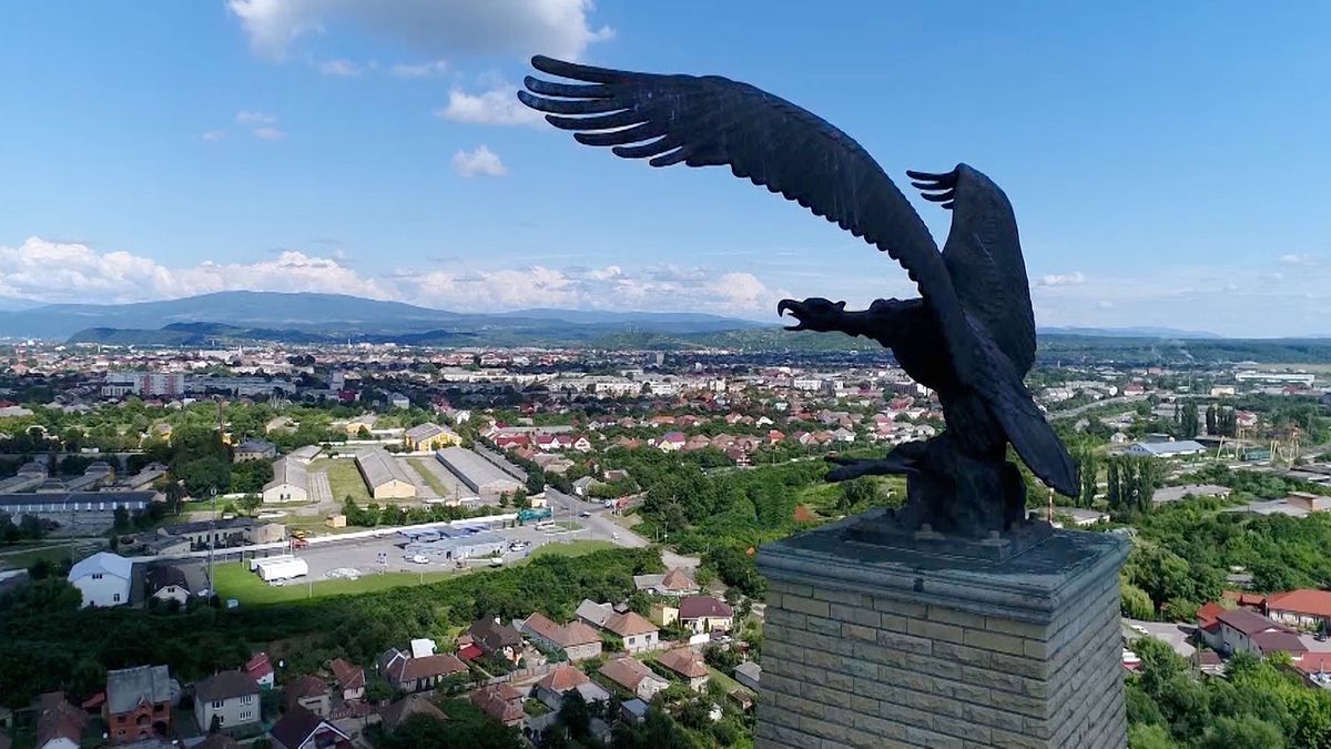 „Kárpátalján kulturális fajirtás folyik”