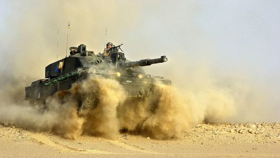 Mégsem akkora csoda a brit tank? + videó