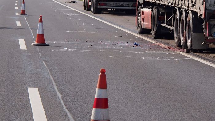 Halálos baleset történt az M5-ös autópályán, Újhartyán közelében