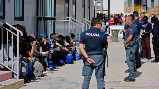 Brüsszel kénytelen lépni: a válságba sodort Lampedusára látogat Von der Leyen