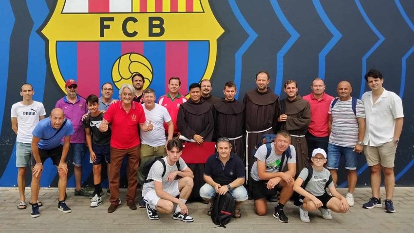 A Barcelonával játszottak magyar papok és szerzetesek
