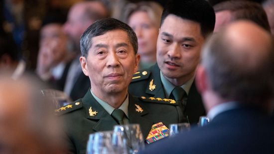 Hetek óta nem látták a kínai védelmi minisztert, egyre több az elmélet az eltűnéséről