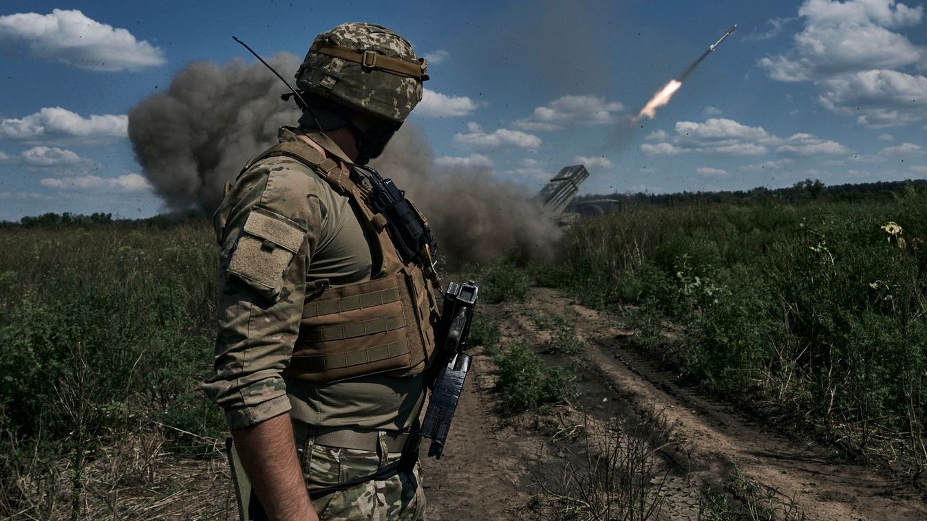 Páncélozott járműveket és légvédelmi rakétákat ad át Ukrajnának Bulgária