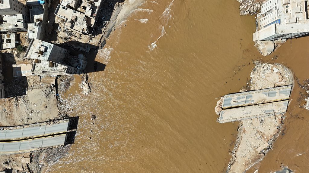 Death toll from devastating floods in Libya tops 6,000