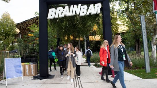 A világ legnagyobb gondolkodói és tehetségei a budapesti Brain Bar fesztiválon

