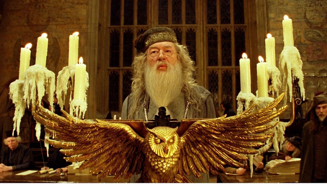 Michael Gambon Albus Dumbledore szerepében a Harry Potter és a Tűz Serlege című filmben 