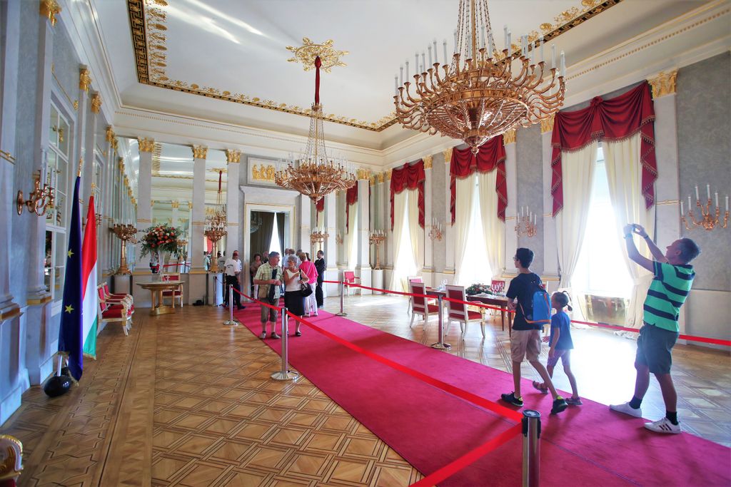 20230917 budapest sandor palota nyilt nap havran zoltan magyar nemzet