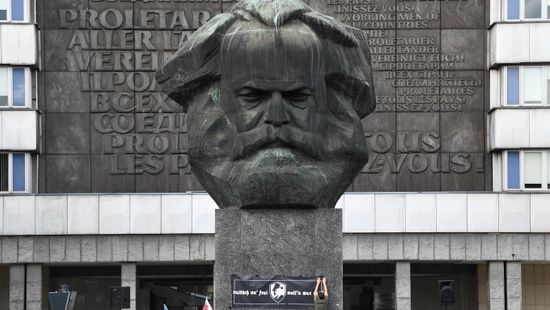 Könyvtáros kis hibával