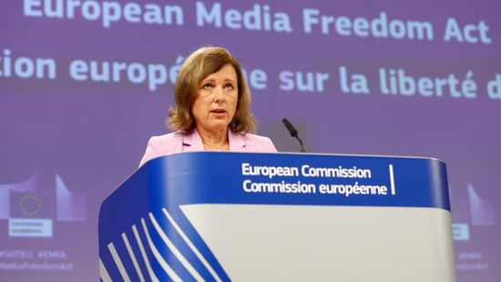 Vera Jourová: Az Európai Bizottság demokráciavédelmi csomagot készít elő