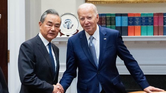 Ο Τζο Μπάιντεν υποδέχτηκε τον Κινέζο υπουργό Εξωτερικών στον Λευκό Οίκο
