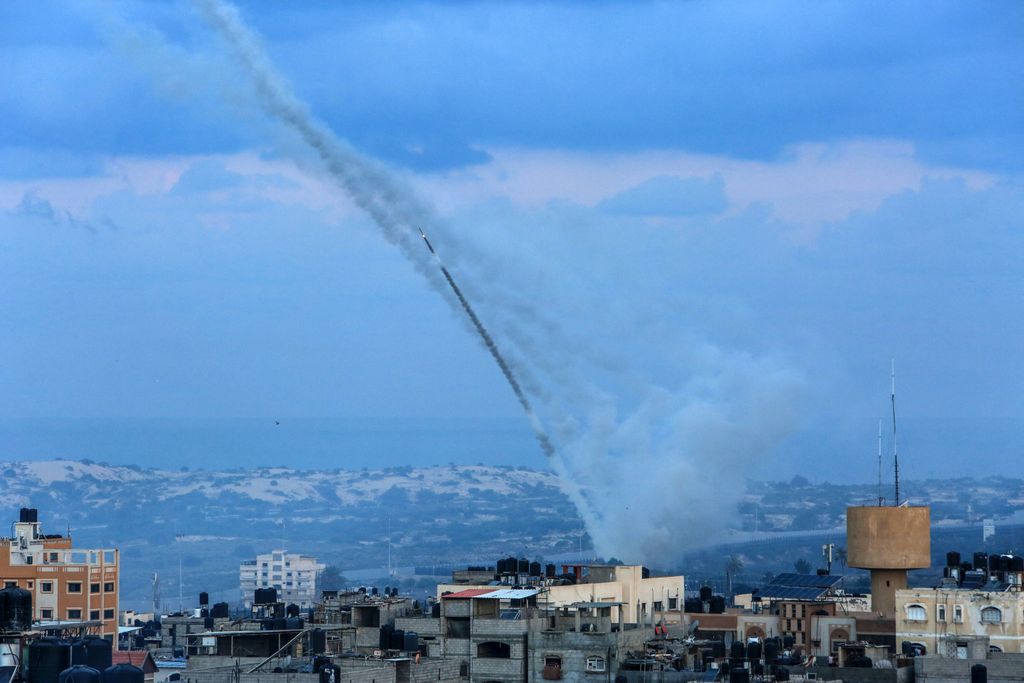 Rockets fired from Gaza in response to Israeli airstrikes