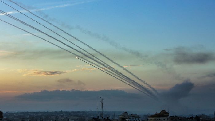 Rockets fired from Gaza in response to Israeli airstrikes