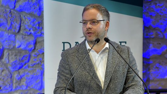 Orbán Balázs: Megéri a magyar tudósokba fektetni