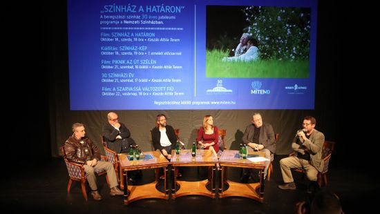 Vannak korok, amikor megnyílik a tér, Beregszászon ez történt
