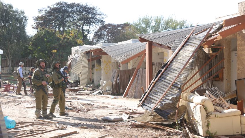 Az izraeli egészségügyi miniszter fegyveres civilekkel védené a kórházakat