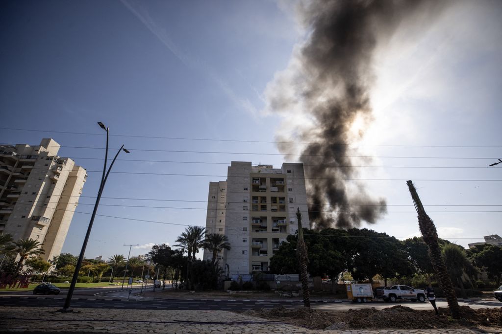 Rockets fired from Gaza to Ashkelon in response to Israeli airstrikes
