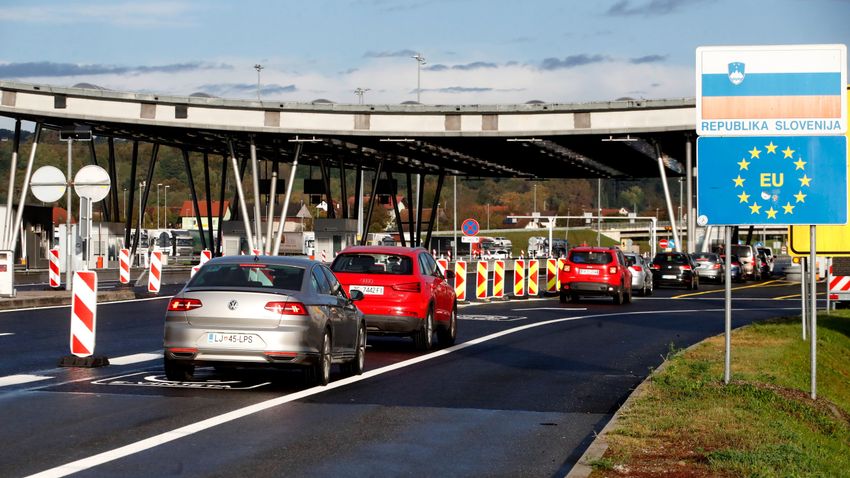 Szlovénia meghosszabbítja a határellenőrzést a horvát és a magyar határon Szlovénia meghosszabbítja a határellenőrzést a horvát és a magyar határon