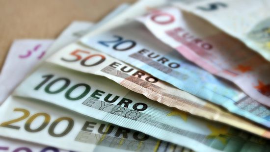 Szankciók? Így tömi tele eurómilliárdokkal Moszkva zsebét az Európai Unió