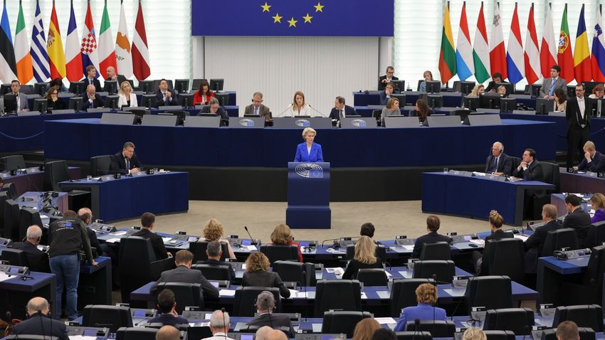 Egy szavazással verné tönkre a szuverenitást Brüsszel