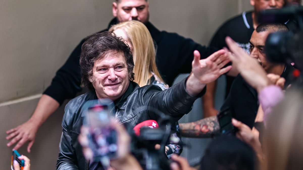 Gyűlöli a baloldalt, imádja Trumpot – az új argentín elnök legőrültebb pillanatai + videók