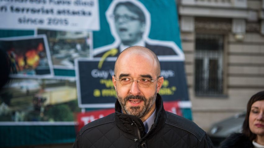 Nem hagyjuk, hogy Magyarországot „elintézzék”