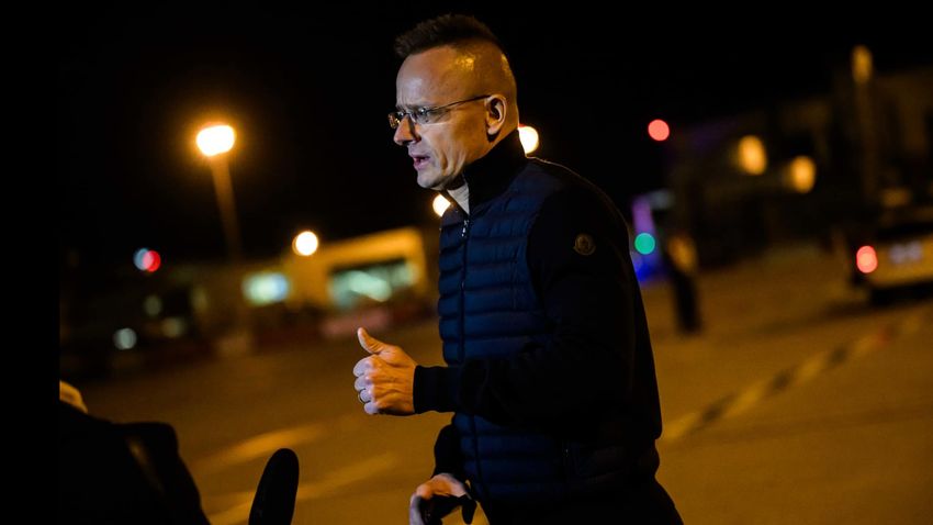 Hat magyarnak sikerült elhagyni a Gázai-övezetet + videó