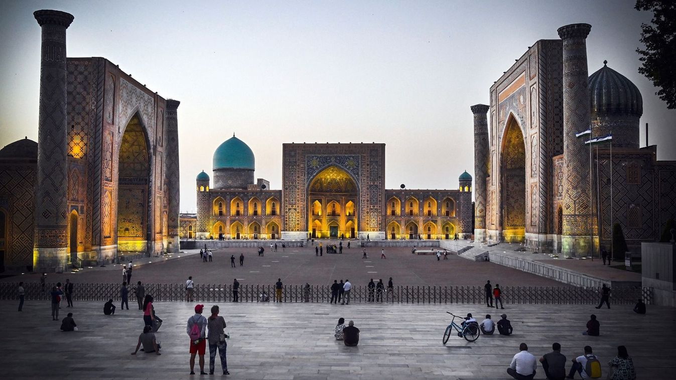 A Registran tér, Szamarkand történelmi központja 