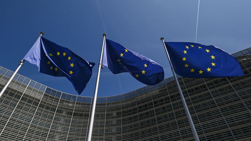 A fontos kérdésekben az emberek többsége a magyar állásponttal ért egyet Európában A fontos kérdésekben az emberek többsége a magyar állásponttal ért egyet Európában