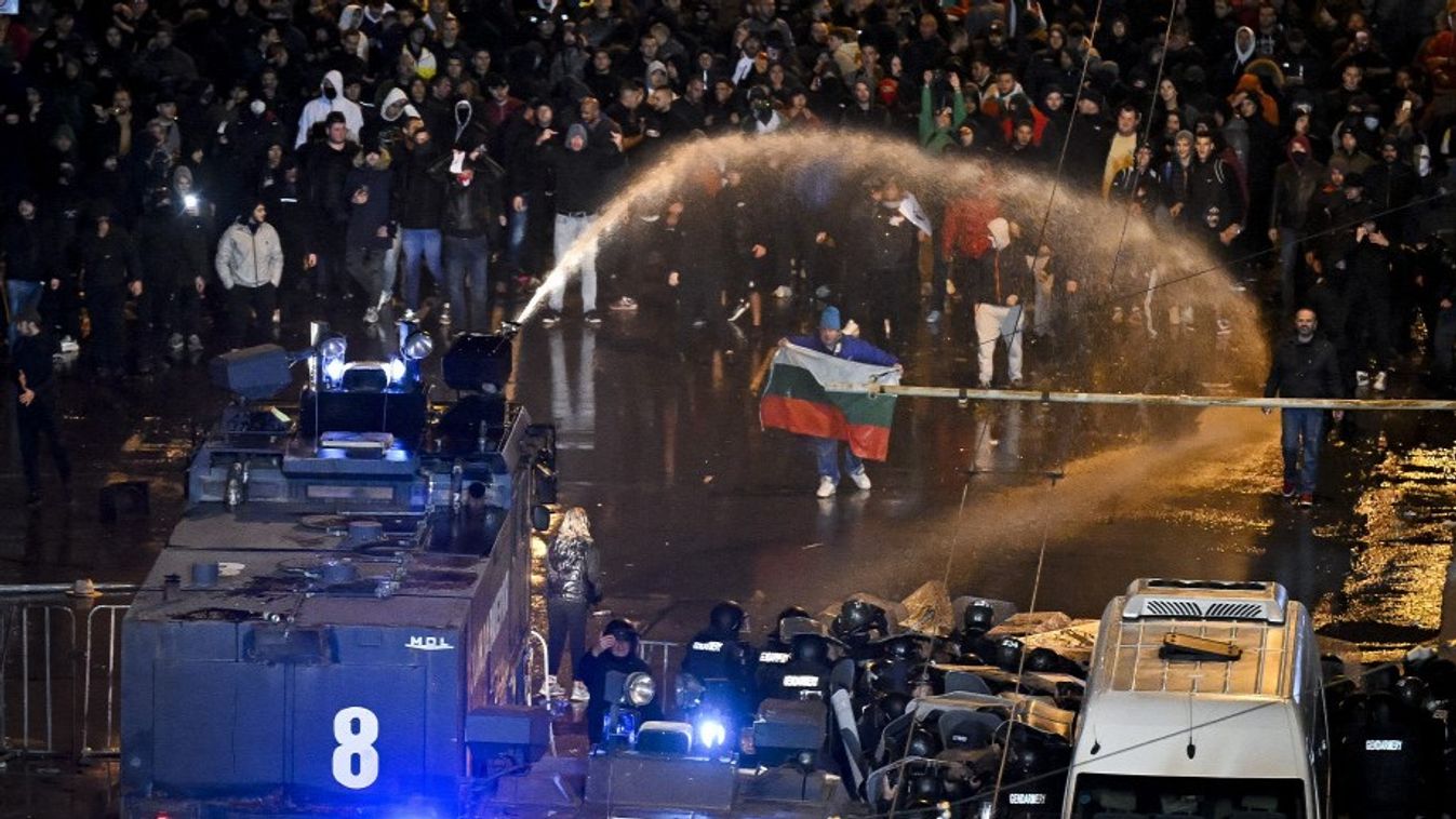 bolgár szurkolók tüntetése, Szófia