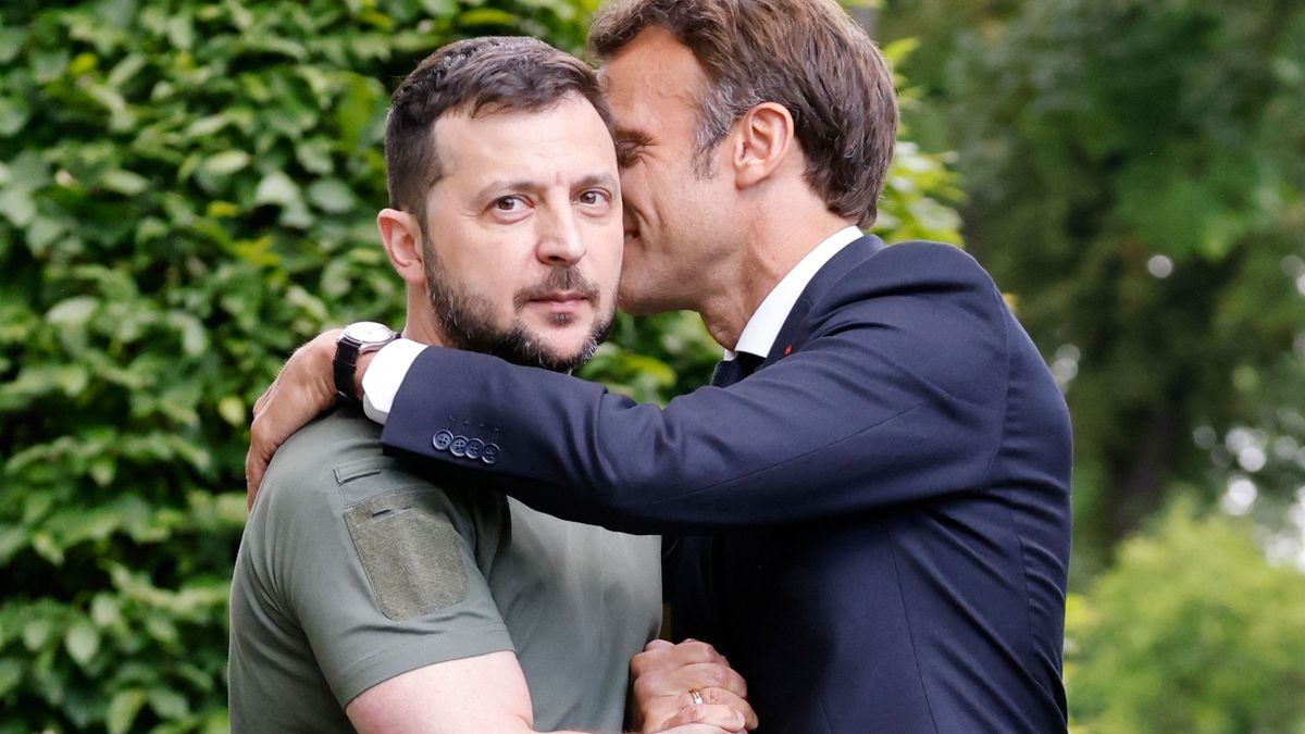 Nyugati csapatokat küldene Ukrajnába Macron