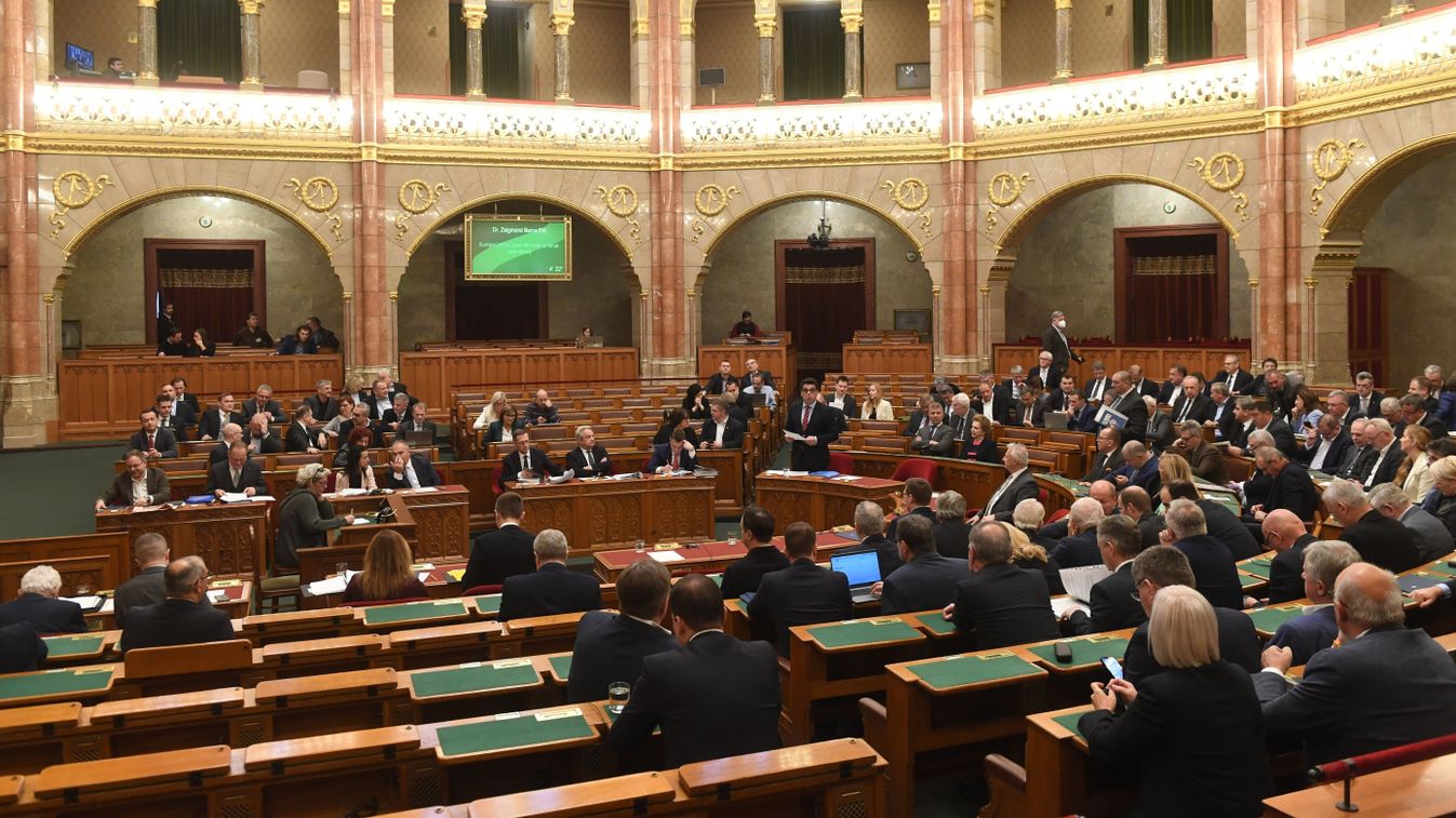 Magyarország szuverenitásáról és a nemzeti konzultációról is beszéltek az Országgyűlésben