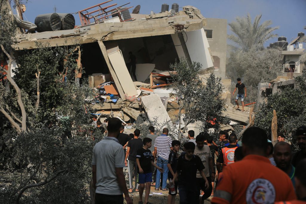 Israeli attacks on Gaza continue on the 27th day